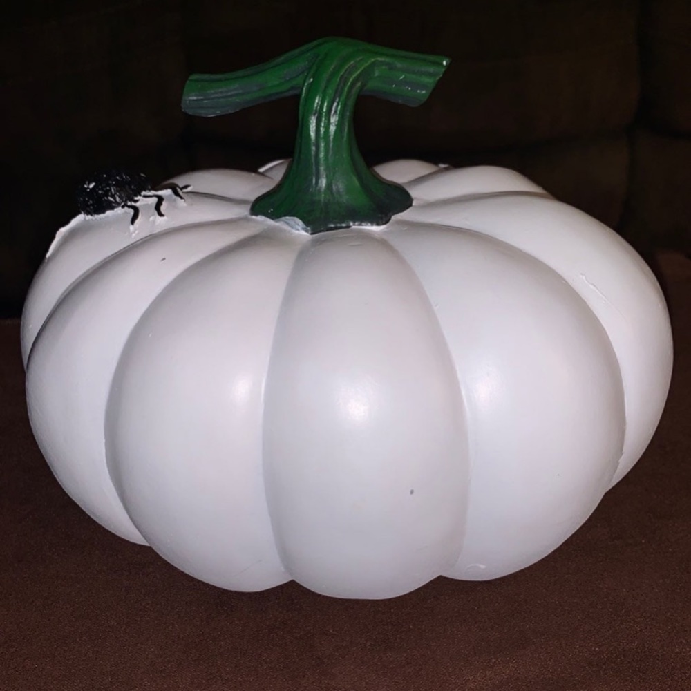 Jack Skellington Pumpkin, new - Picture 2 of 2